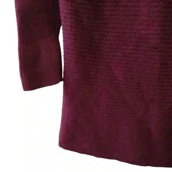 Tahari Women’s Merino Wool Sweater M Burgundy Plum Ribbed Pullover - Picture 3 of 7
